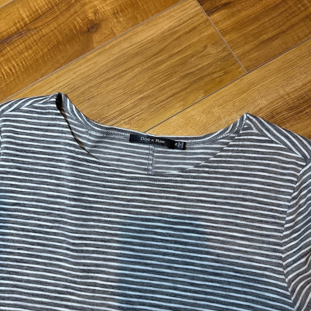 Doe & Rae Gray and White Striped Blouse - Picture 5 of 9